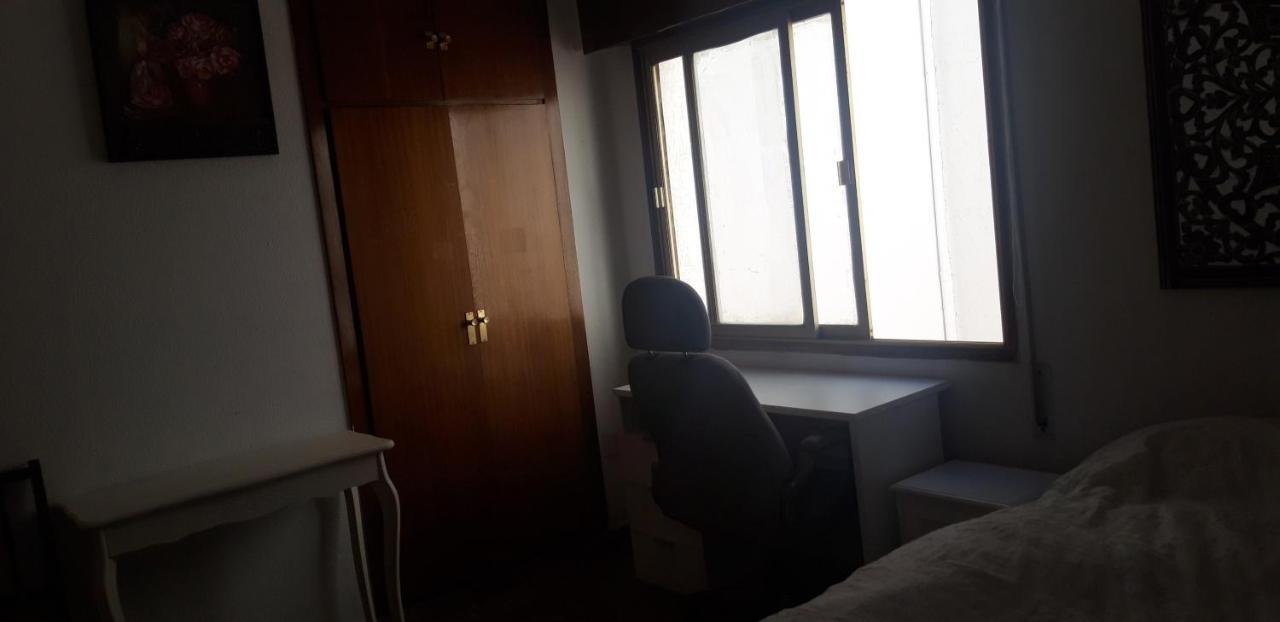 Habitaciones Amplias En El Centro De Гранада Екстериор снимка