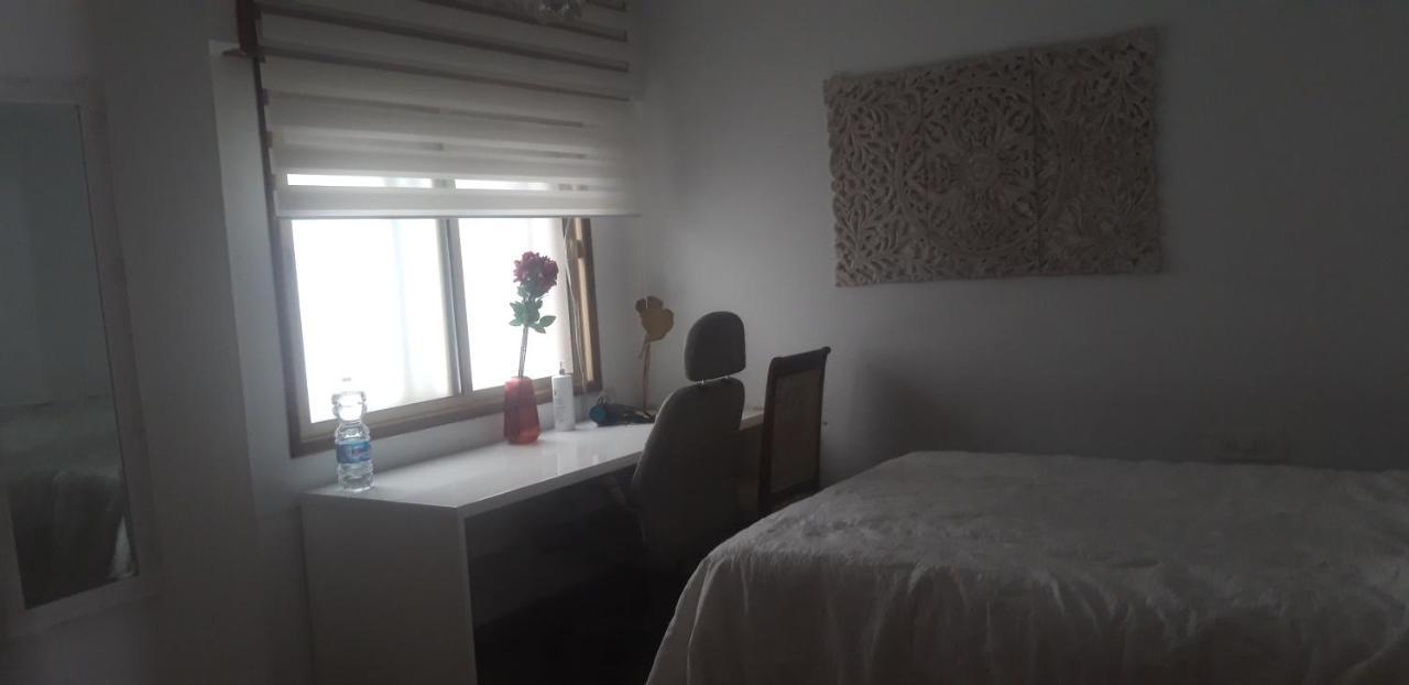 Habitaciones Amplias En El Centro De Гранада Екстериор снимка