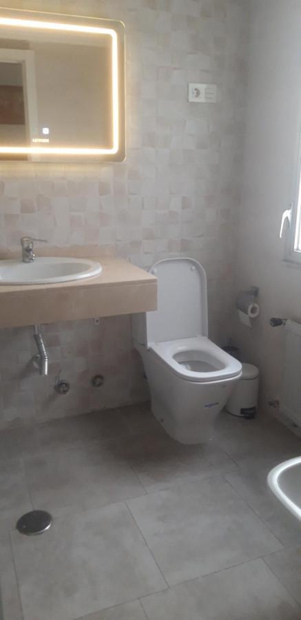 Habitaciones Amplias En El Centro De Гранада Екстериор снимка